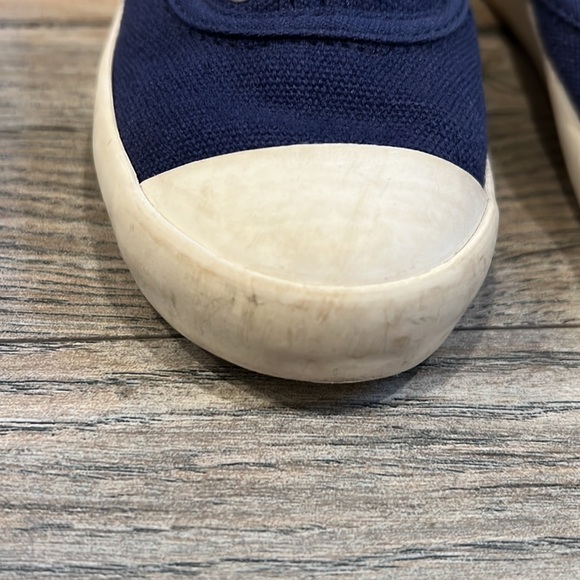 Mini Boden Sneakers - Picture 2 of 6